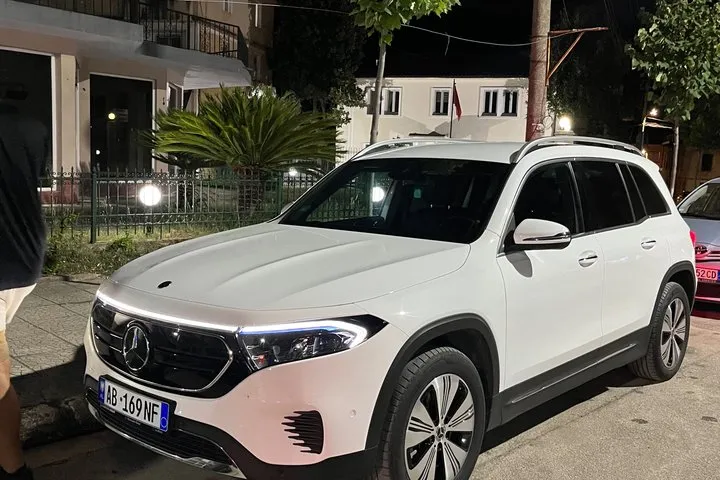 Tirana/Airport transfer to Saranda or Ksamil