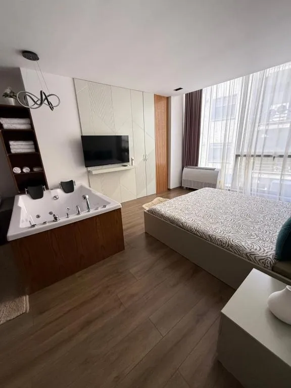 Luxury Suite21