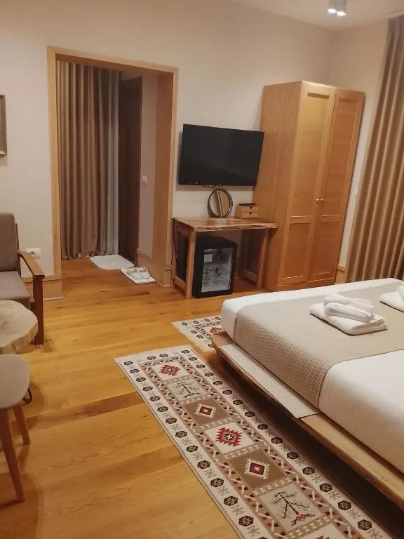 Hotel Velar