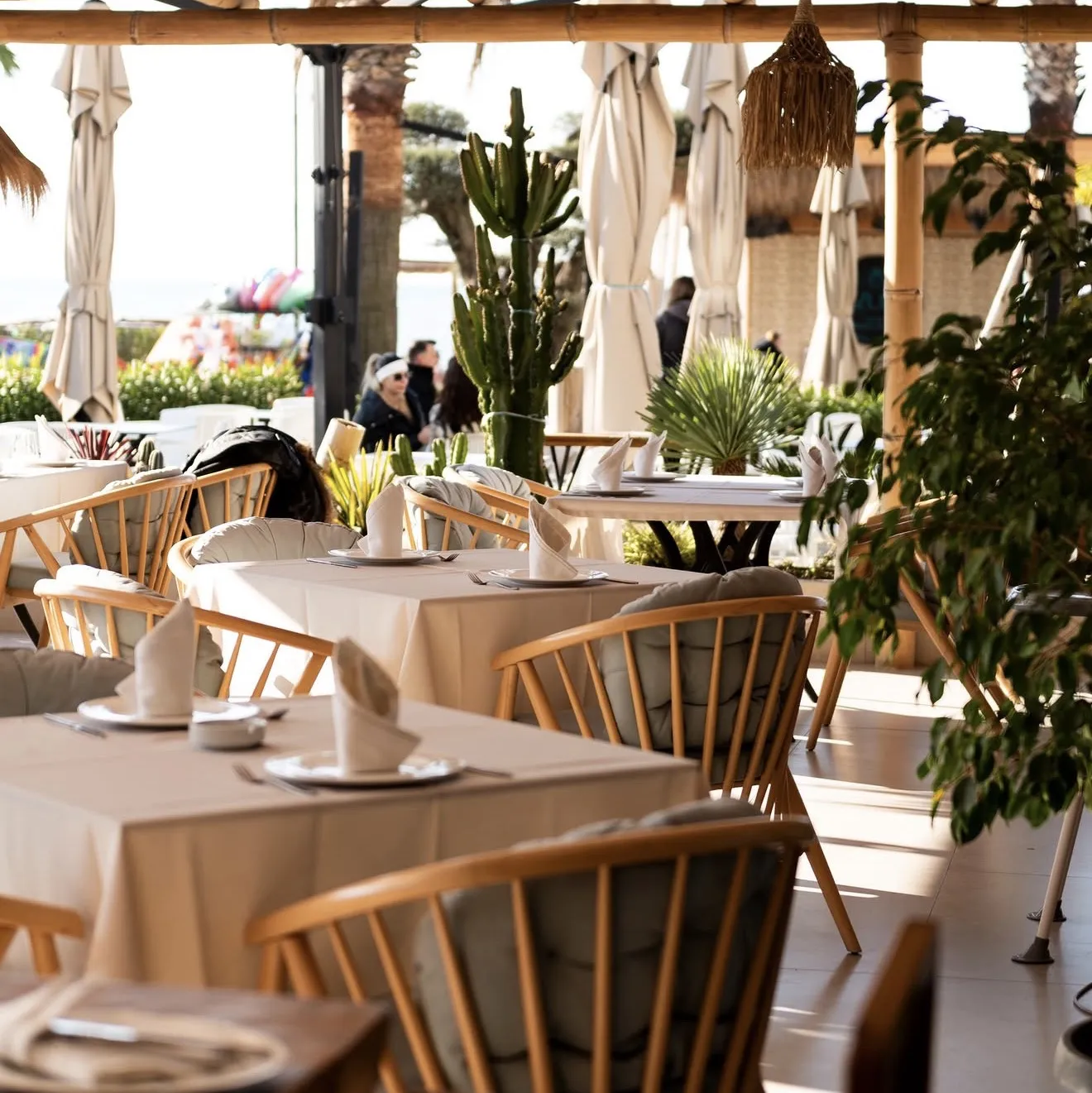 Aroma Bay Restaurant