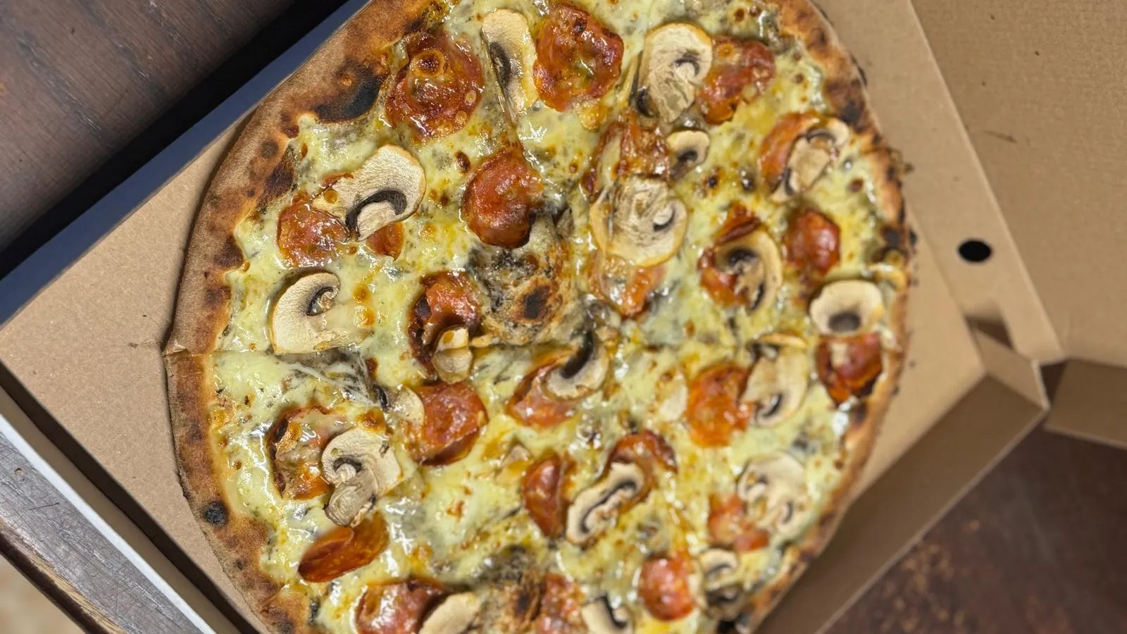 Pizzeria fatto a mano
